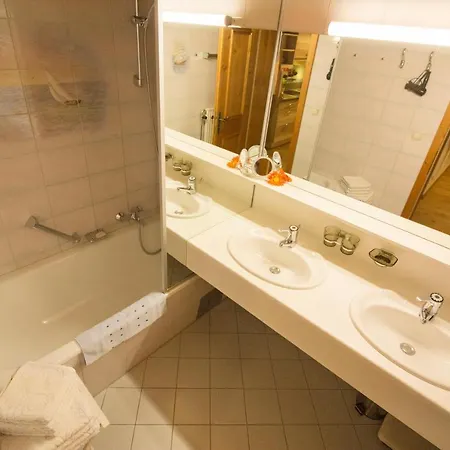 Beiser Astrid Haus Schonblick Apartament Tannberg