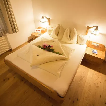 Beiser Astrid Haus Schonblick Apartament Tannberg